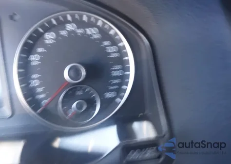 2015 Volkswagen Eos Final Edition z USA, uszkodzony, nr VIN WVWFW8AH7FV005204